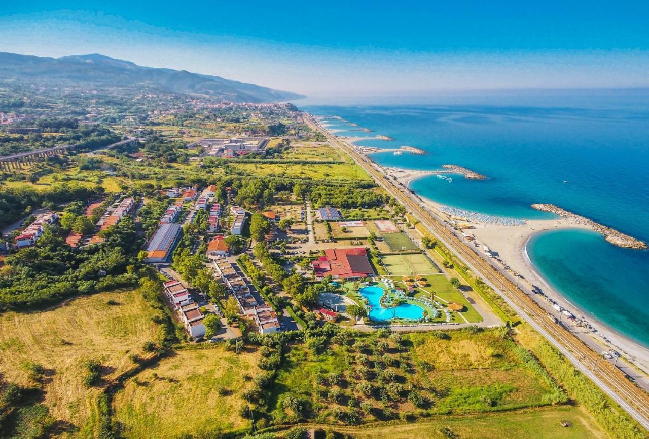 Villaggio Residence Bahja Paola Esterno foto