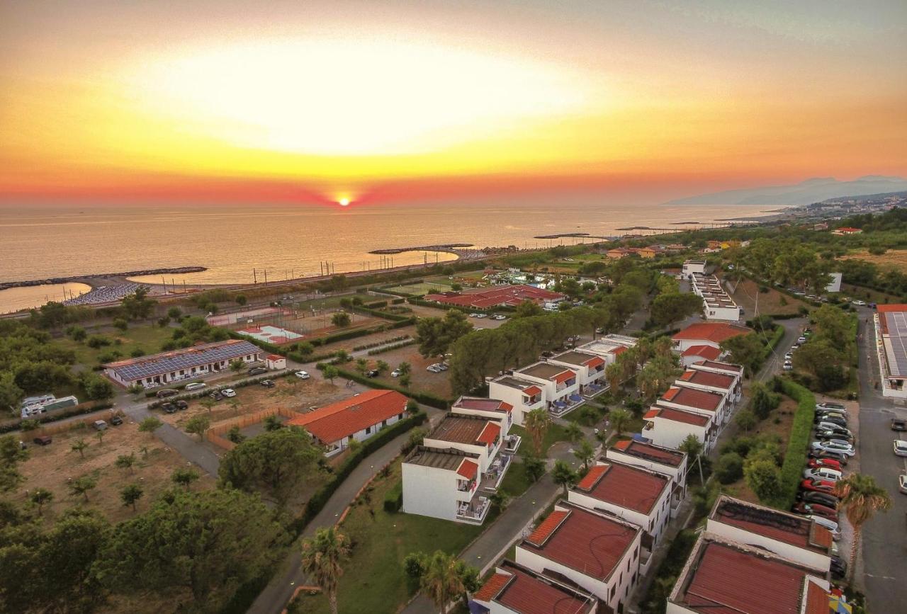 Villaggio Residence Bahja Paola Esterno foto