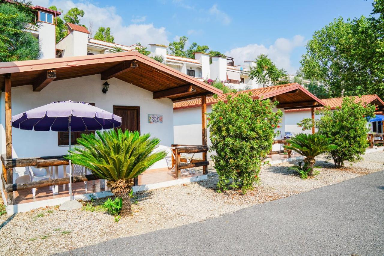 Villaggio Residence Bahja Paola Esterno foto